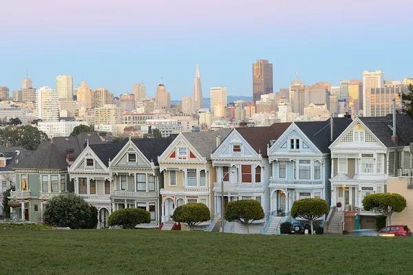 The Painted Ladies Victorian houses at Alamo Square, San Francisco