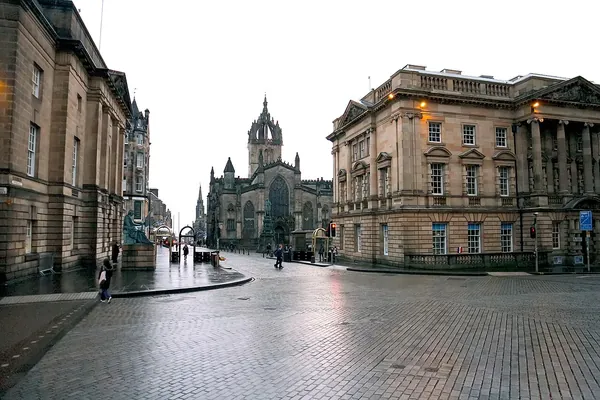 St. Giles’ Cathedral along Edinburgh’s Royal Mile